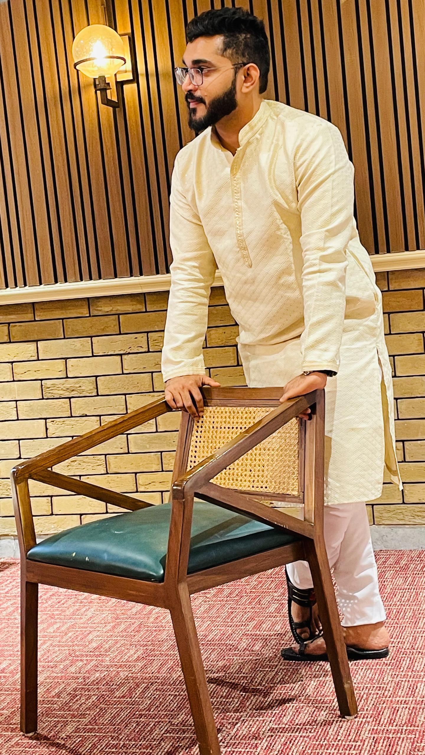 96 Kuli Maratha Profile