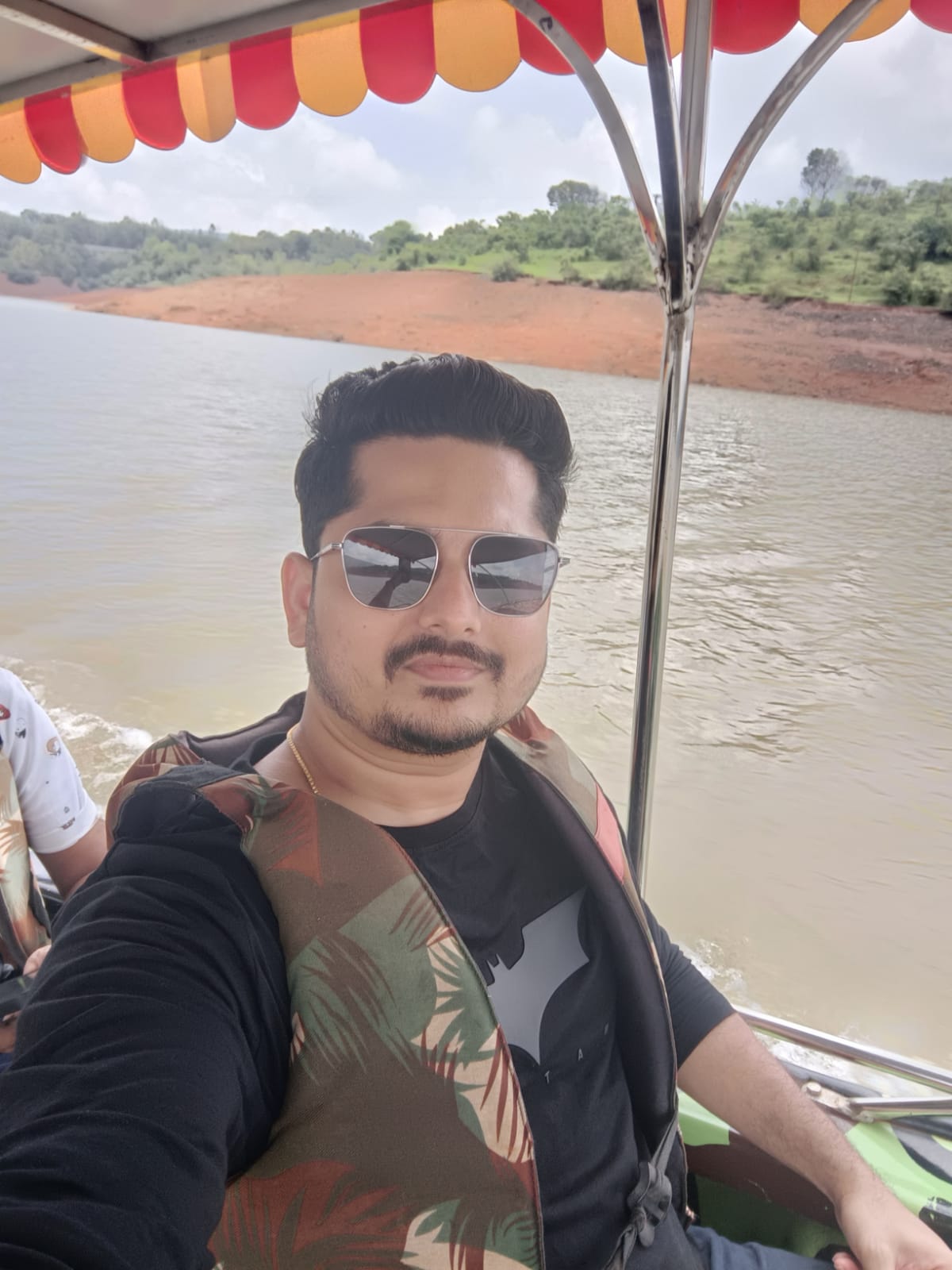 96 Kuli Maratha Profile
